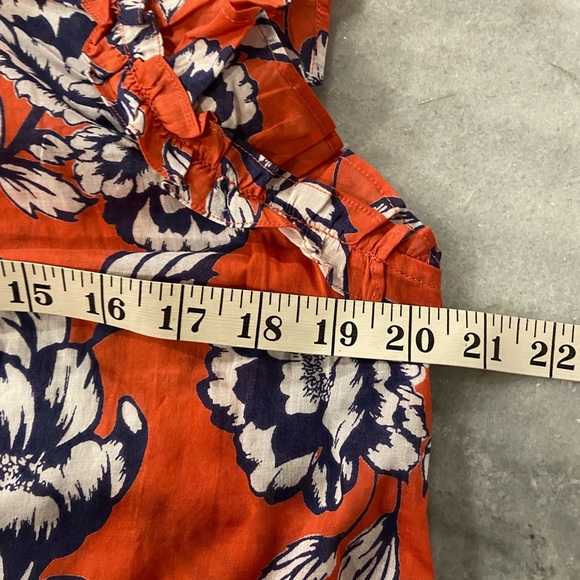 NWT C&C California Size M Blue Floral Ruffle Collar Short Sleeve Lightweight Top - Picture 9 of 10